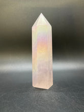 Load image into Gallery viewer, Rose Aura Crystal Point
