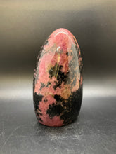 Load image into Gallery viewer, Rhodonite Freeform
