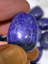 Load image into Gallery viewer, Dumortierite Tumbled