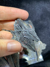Load image into Gallery viewer, Black Kyanite