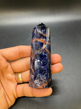 Load image into Gallery viewer, Sodalite Points