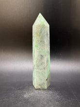 Load image into Gallery viewer, Garnierite Point
