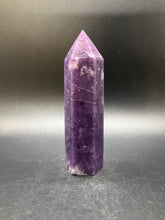 Load image into Gallery viewer, Lepidolite Point