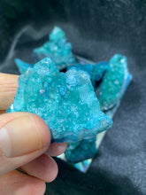 Load image into Gallery viewer, Amethyst Cluster Green (Dyed)