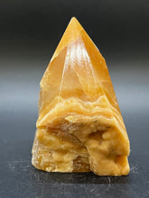 Load image into Gallery viewer, Honey Calcite Generator Point