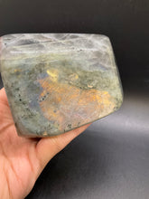 Load image into Gallery viewer, Labradorite Freeform