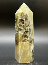 Load image into Gallery viewer, Garnierite Point