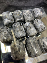Load image into Gallery viewer, Larvakite (Black Labradorite) Tumbled