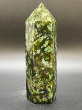 Load image into Gallery viewer, Himalayan Green Jasper Point