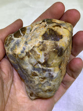 Load image into Gallery viewer, Blue Chalcedony Skull