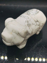 Load image into Gallery viewer, Howlite Pig