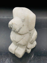 Load image into Gallery viewer, Howlite Dog