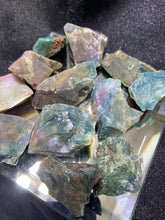 Load image into Gallery viewer, Bloodstone Raw - 4 Stones