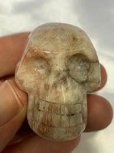 Load image into Gallery viewer, Sunstone Skull