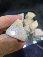 Load image into Gallery viewer, Peach Moonstone Raw - 4 Stones
