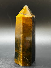 Load image into Gallery viewer, Blue Tiger's Eye Point