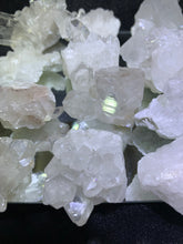 Load image into Gallery viewer, Quartz Crystal Cluster