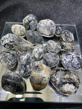 Load image into Gallery viewer, Apache Tears - 2 Stones