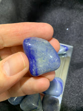 Load image into Gallery viewer, Blue Quartz Tumbled - 4 Stones