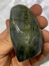 Load image into Gallery viewer, Labradorite Freeform