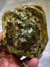 Load image into Gallery viewer, Tsavorite Garnet/Green Garnet
