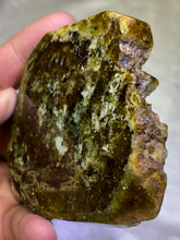Load image into Gallery viewer, Tsavorite Garnet/Green Garnet