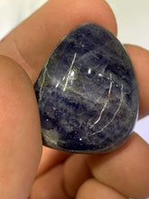 Load image into Gallery viewer, Iolite Tumbled