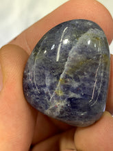 Load image into Gallery viewer, Iolite Tumbled