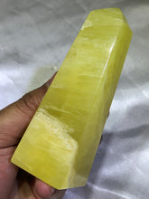 Load image into Gallery viewer, Himalayan Yellow Calcite Point