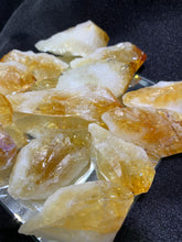 Load image into Gallery viewer, Citrine Point