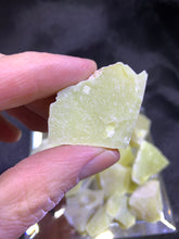 Load image into Gallery viewer, New Jade Raw - 4 Stones