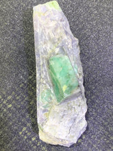 Load image into Gallery viewer, Emerald Raw