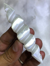 Load image into Gallery viewer, Double Terminated Twisted Selenite Wand
