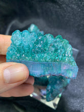 Load image into Gallery viewer, Amethyst Cluster Green (Dyed)