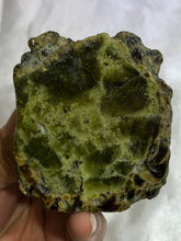 Load image into Gallery viewer, Tsavorite Garnet/Green Garnet