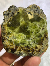 Load image into Gallery viewer, Tsavorite Garnet/Green Garnet