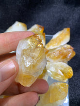 Load image into Gallery viewer, Citrine Point