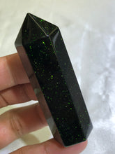 Load image into Gallery viewer, Green Goldstone Point