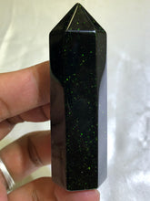 Load image into Gallery viewer, Green Goldstone Point