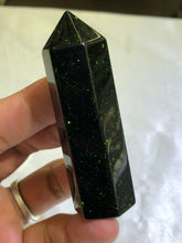 Load image into Gallery viewer, Green Goldstone Point