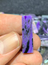Load image into Gallery viewer, Charoite Bead