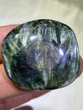 Load image into Gallery viewer, Seraphinite Tumbled