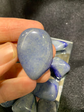Load image into Gallery viewer, Blue Quartz Tumbled - 4 Stones