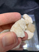Load image into Gallery viewer, Morganite Raw
