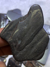 Load image into Gallery viewer, Hematite Slab