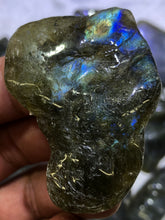 Load image into Gallery viewer, Labradorite Slab