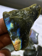Load image into Gallery viewer, Labradorite Slab
