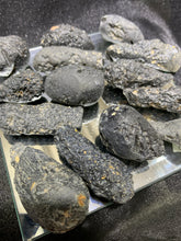 Load image into Gallery viewer, Tibetan Tektite Rough