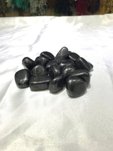 Load image into Gallery viewer, Shungite Tumbled