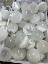 Load image into Gallery viewer, Selenite Sphere
